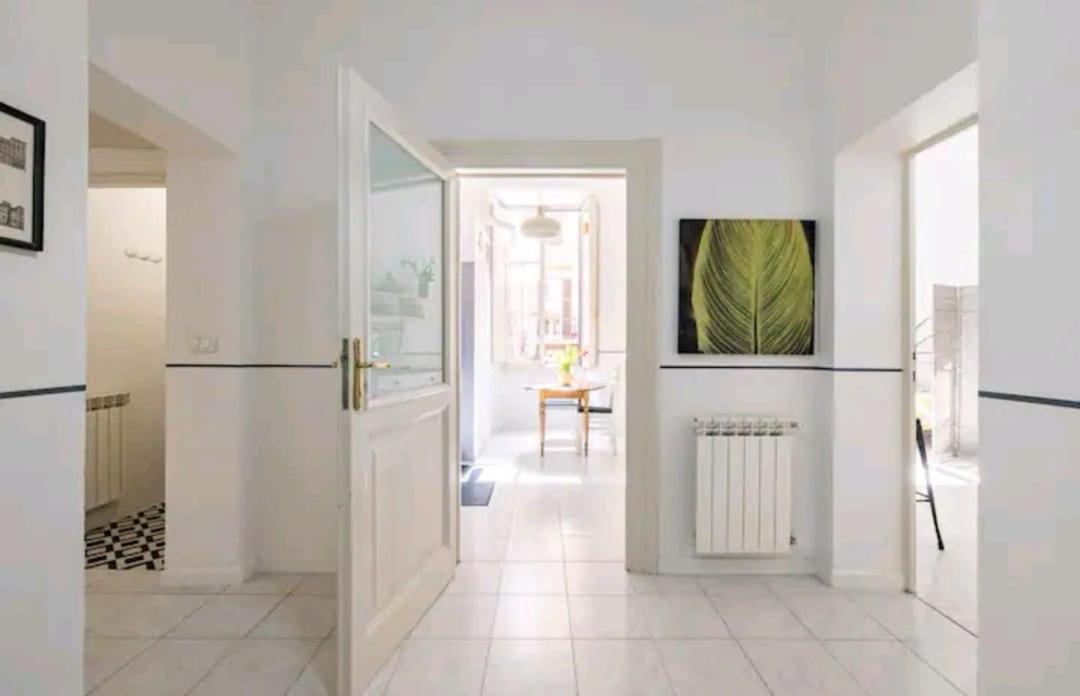 Romeo. Luminoso Al Centro Di Appartement Rome