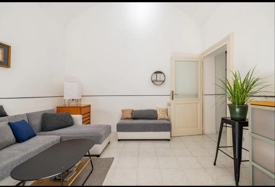 Romeo. Luminoso Al Centro Di Appartement